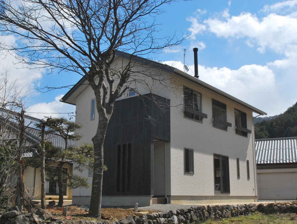 富県の家